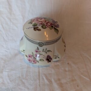 2/30$ Floral Porcelain Jewelry Trinket Box